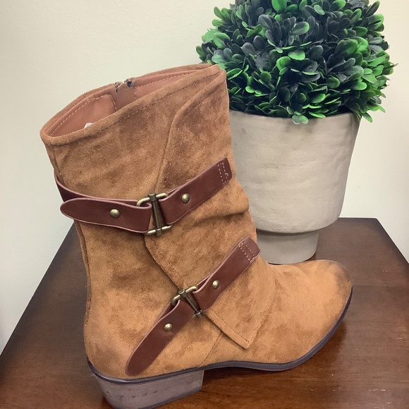 Pierre Dumas Buckle Suede Booties - Picture 2 of 5